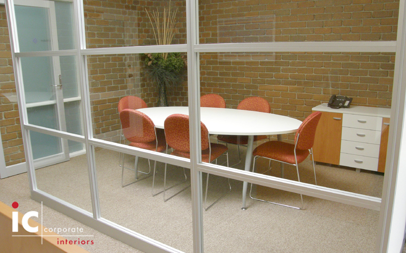 Oval Meeting Table Oval Meeting Table