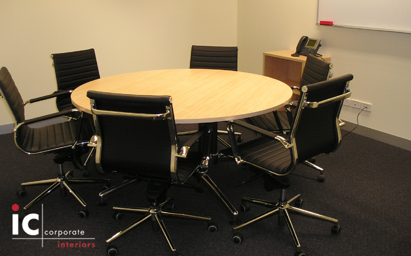 i.am Round Conference Table i.am Round Conference Table