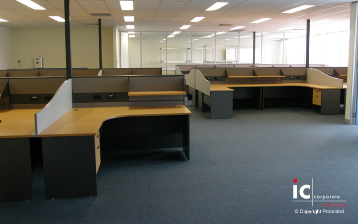 Workstations with Wave Panels