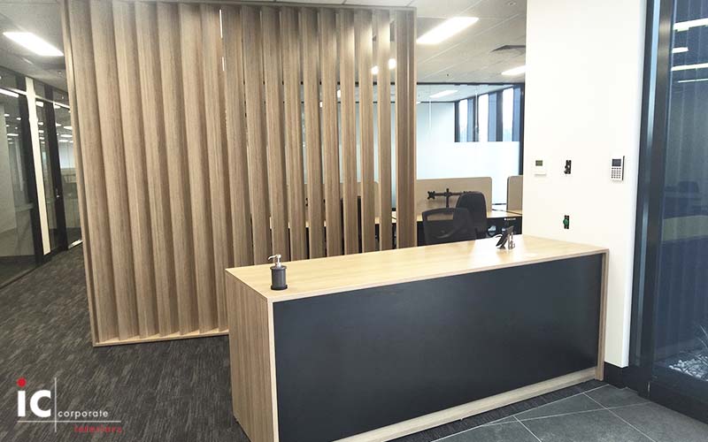 Angled Slat Timber Wall 3000L